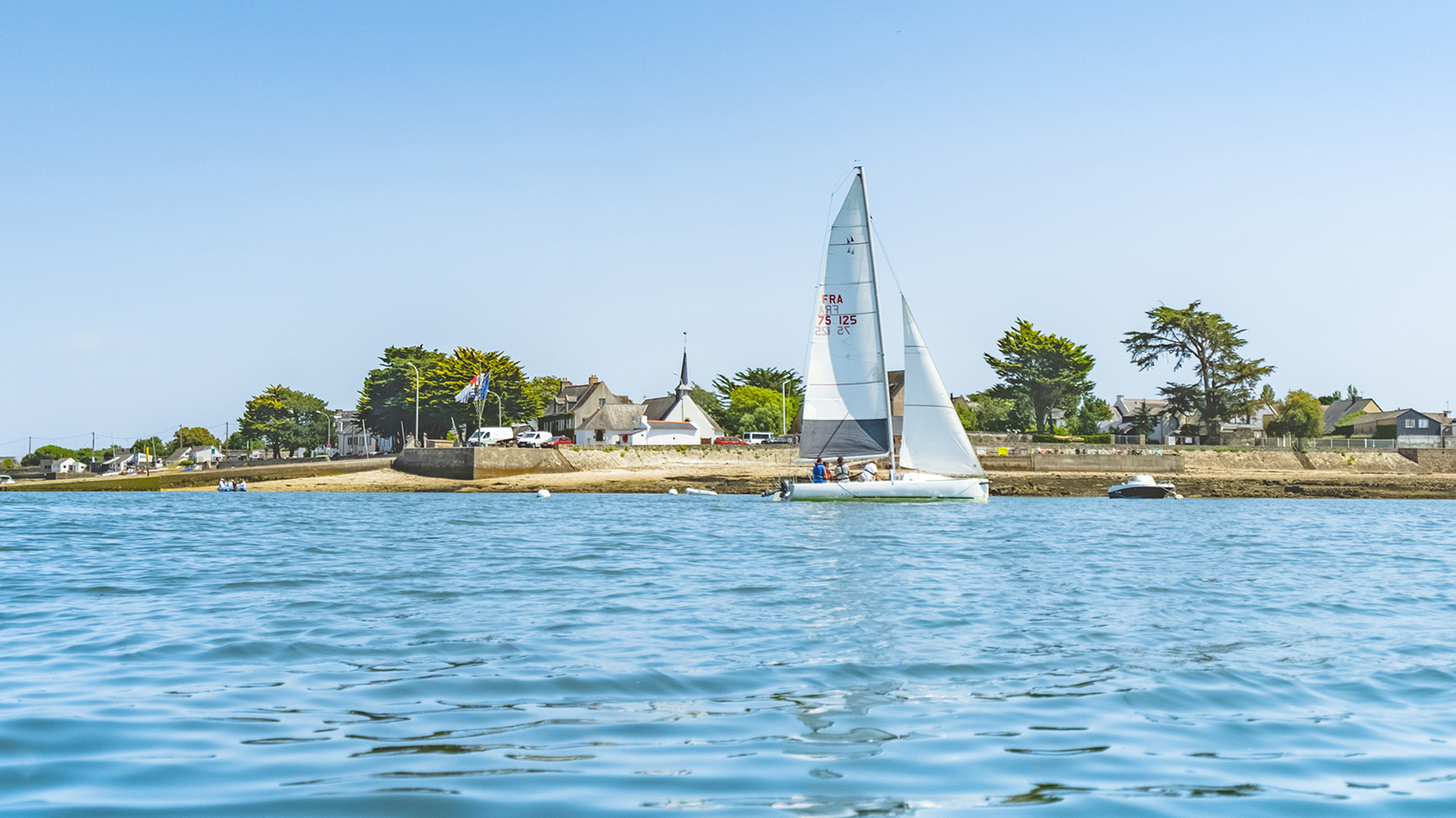 Faire du bateau en Bretagne : mettez les voiles vers Damgan La Roche-Bernard ! ⛵